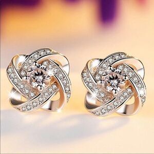 NEW 925 Sterling Silver Diamond Stud Earrings